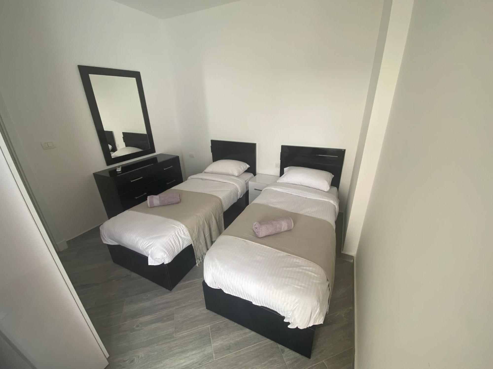Sanctuary Sunlit Hurghada Haven With 4 Pools, Rooftop Sunsets & Gourmet Bites Steps Away Экстерьер фото