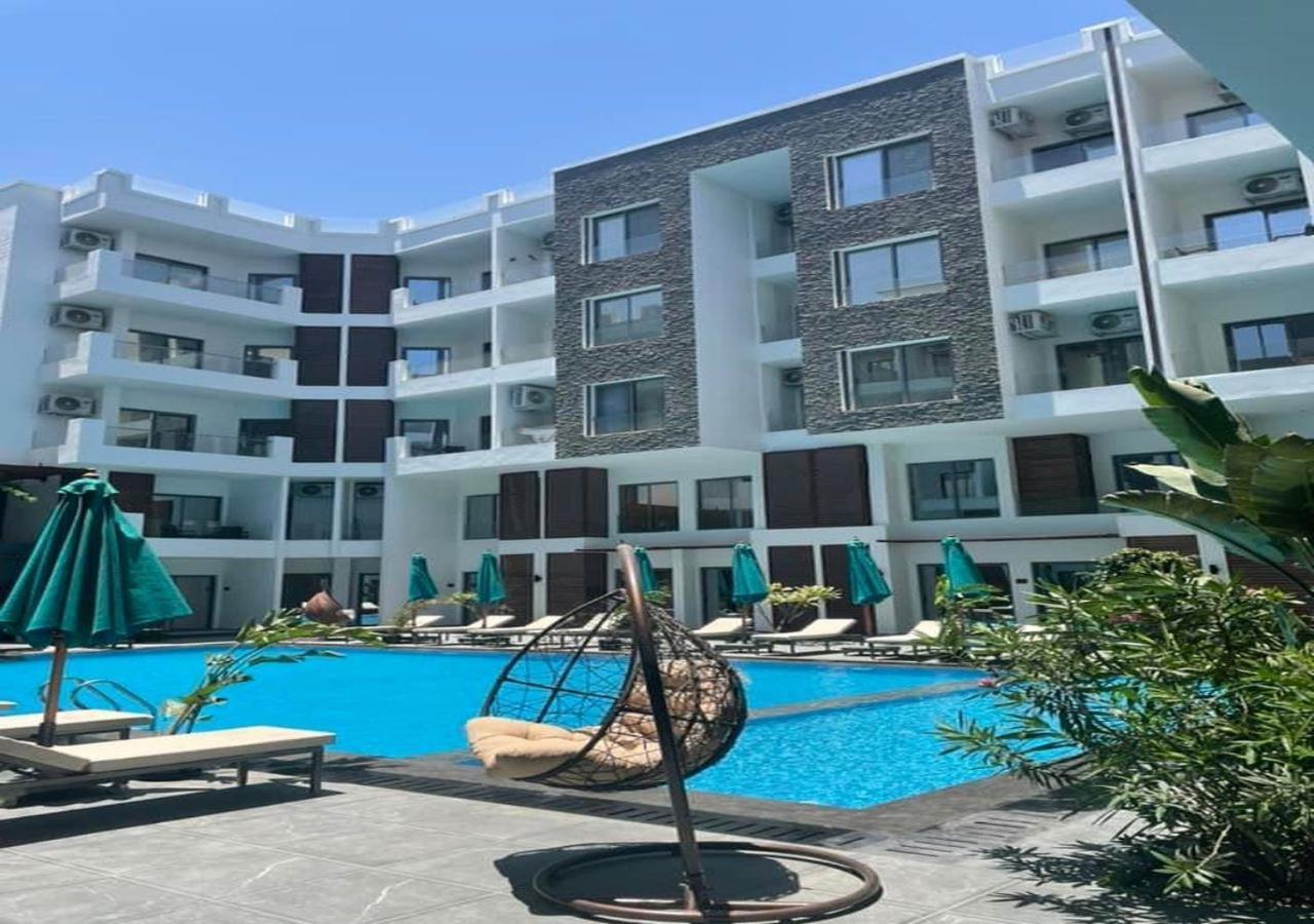 Sanctuary Sunlit Hurghada Haven With 4 Pools, Rooftop Sunsets & Gourmet Bites Steps Away Экстерьер фото