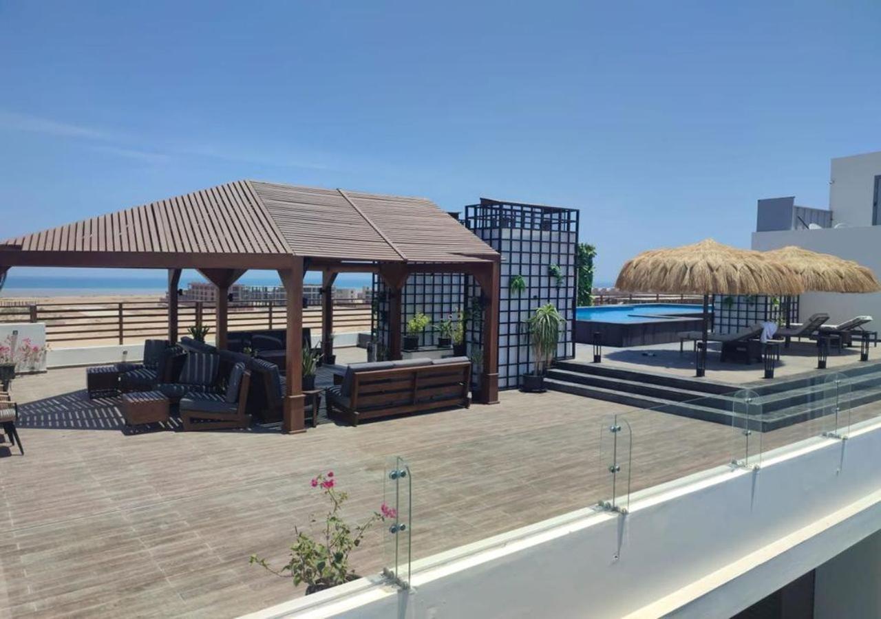 Sanctuary Sunlit Hurghada Haven With 4 Pools, Rooftop Sunsets & Gourmet Bites Steps Away Экстерьер фото