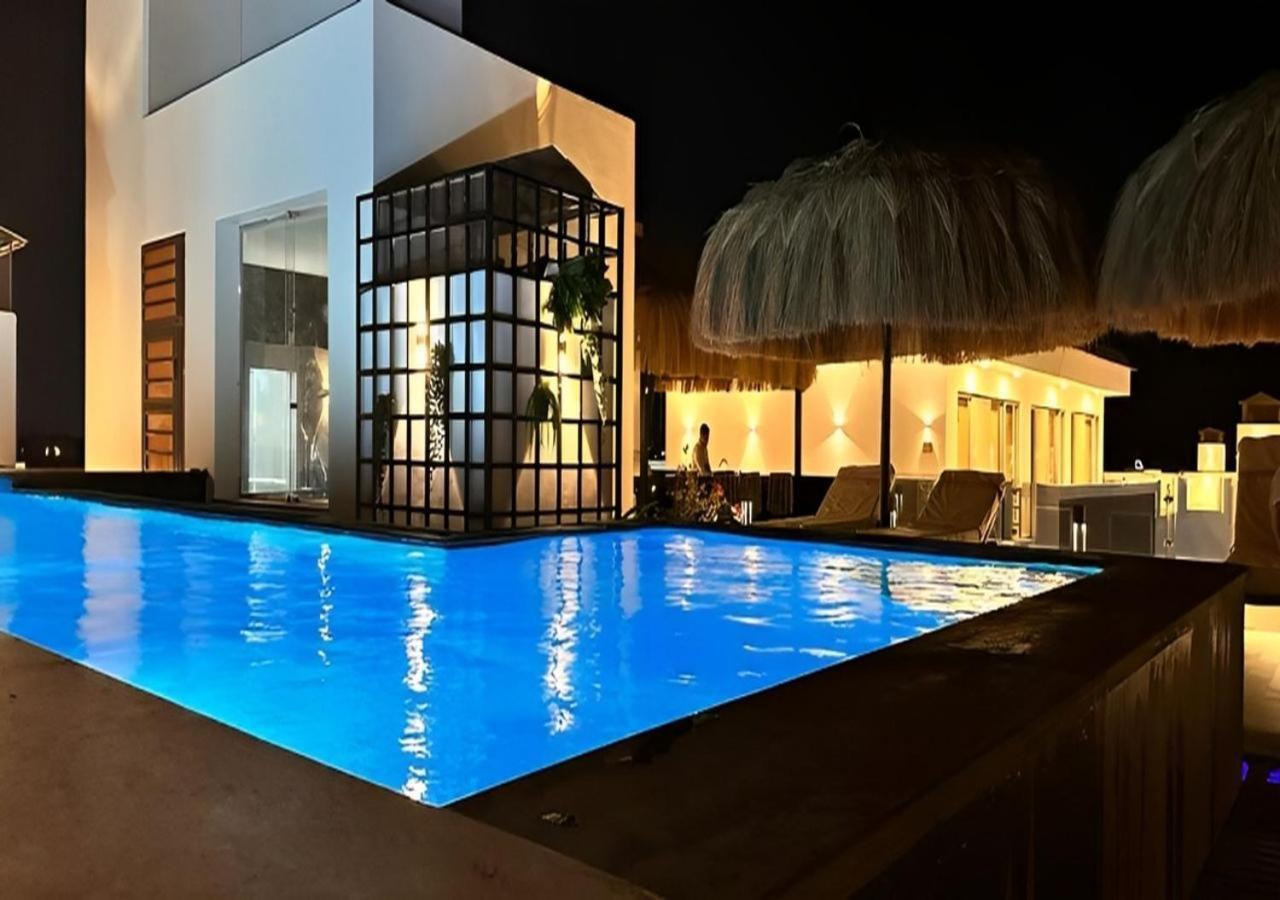 Sanctuary Sunlit Hurghada Haven With 4 Pools, Rooftop Sunsets & Gourmet Bites Steps Away Экстерьер фото