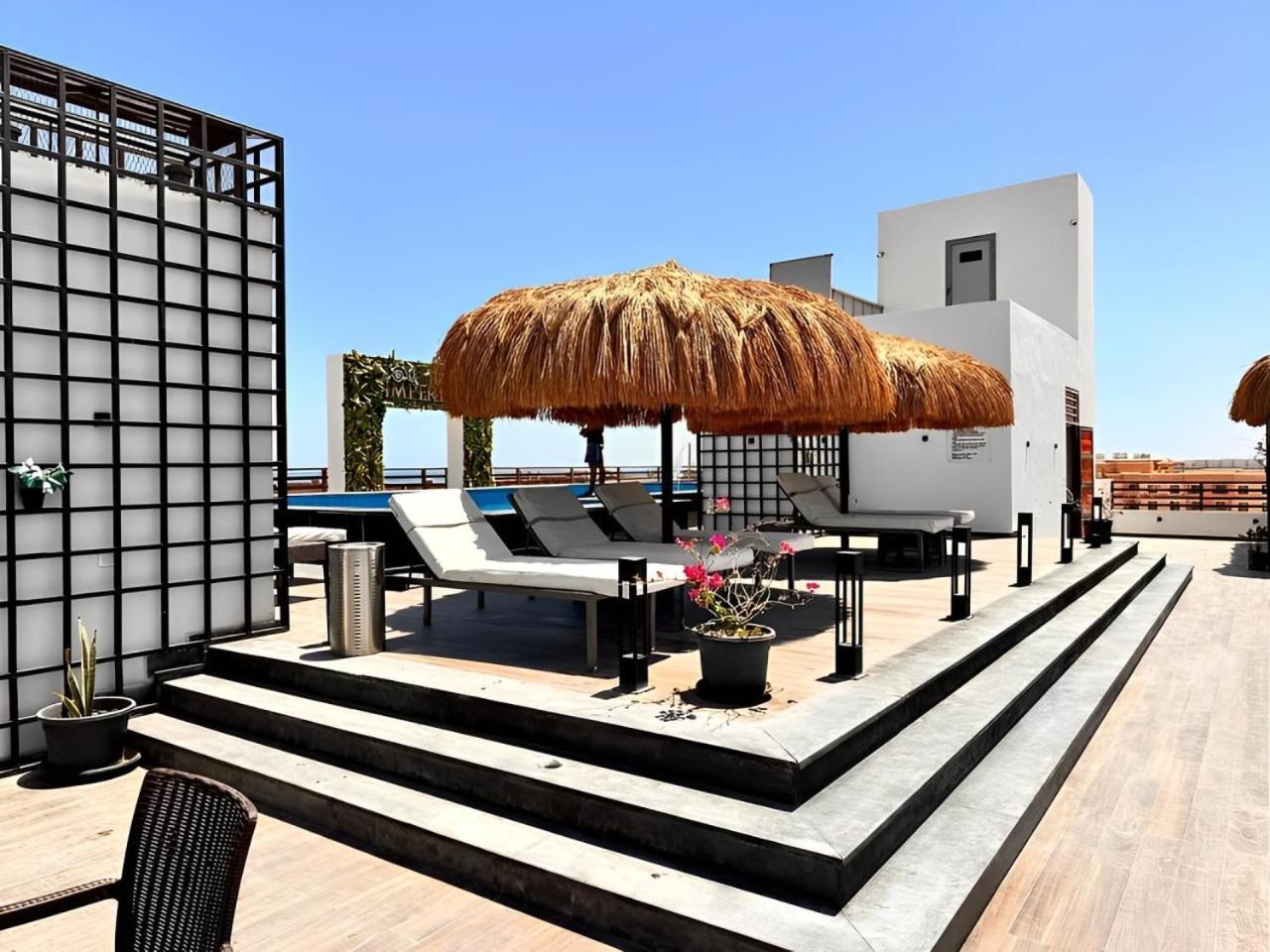 Sanctuary Sunlit Hurghada Haven With 4 Pools, Rooftop Sunsets & Gourmet Bites Steps Away Экстерьер фото